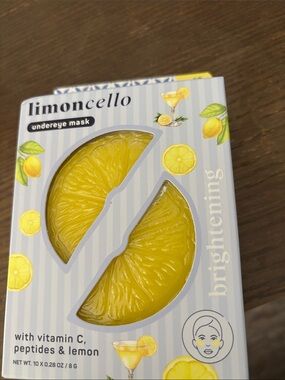 Alife Lemon Brightening Undereye Patches - Blue & White Packaging